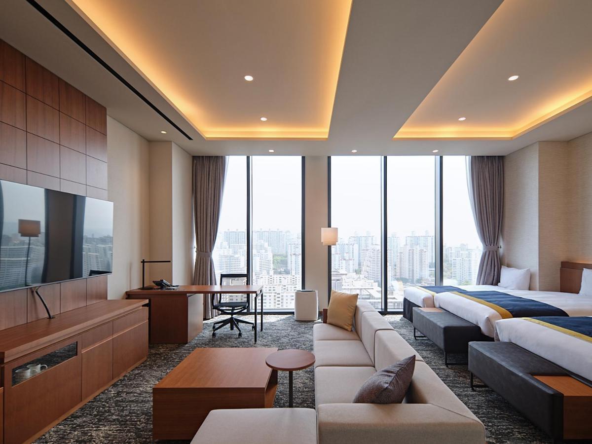 Premium Suite Triple Room