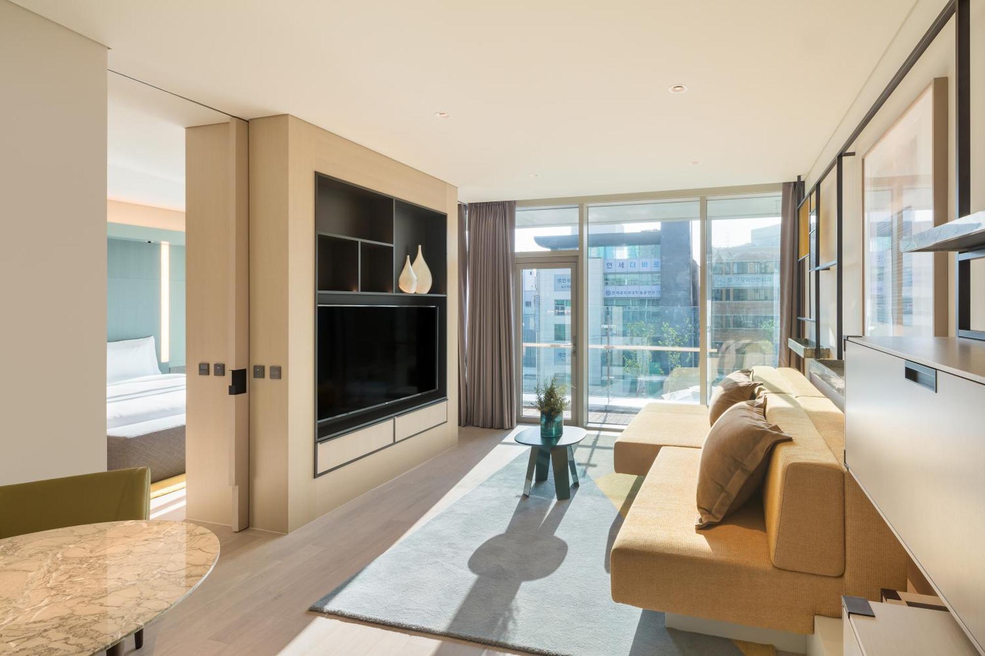 Deluxe King Suite,1549840153:JPEG