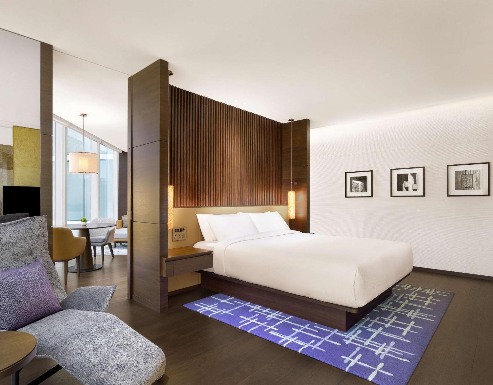 Park King Suite,1554491317:JPEG
